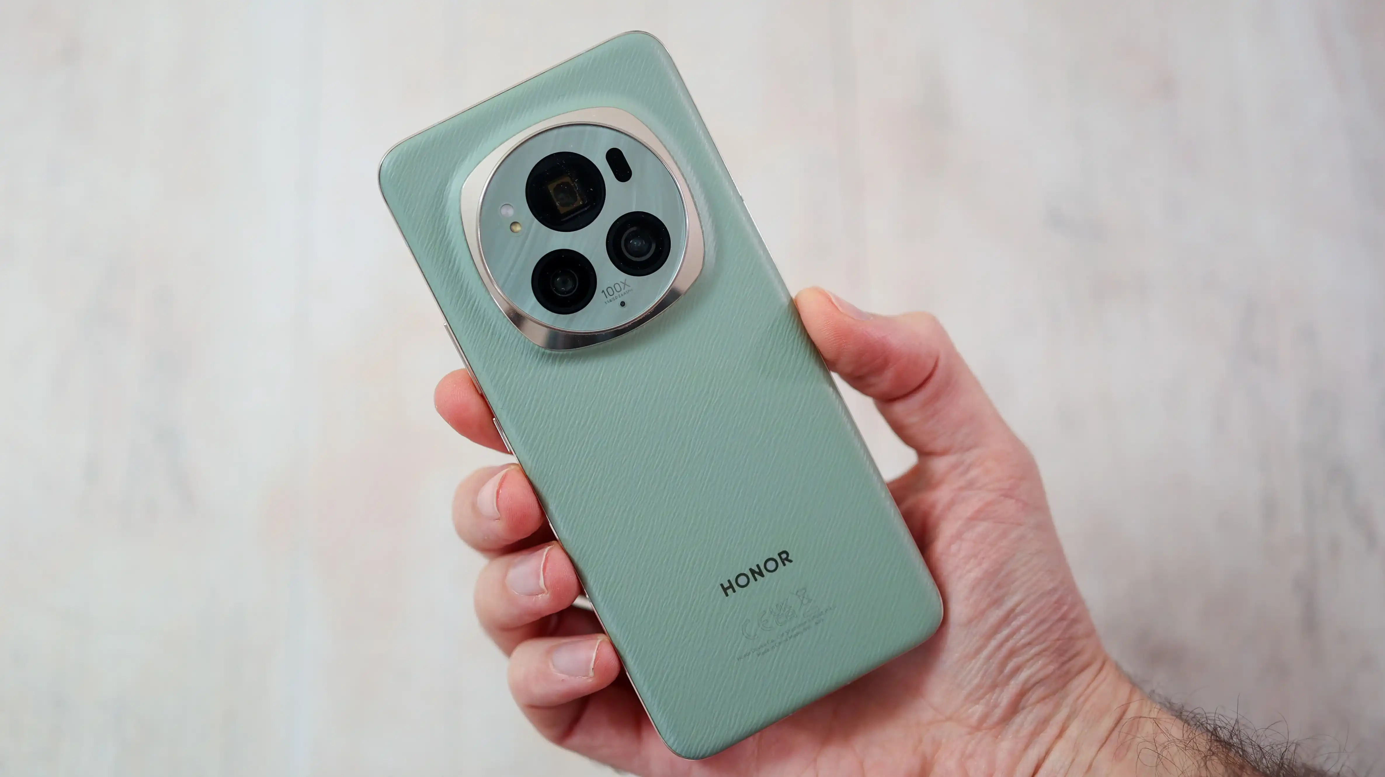 Honor Magic6 Pro smartphone image 2